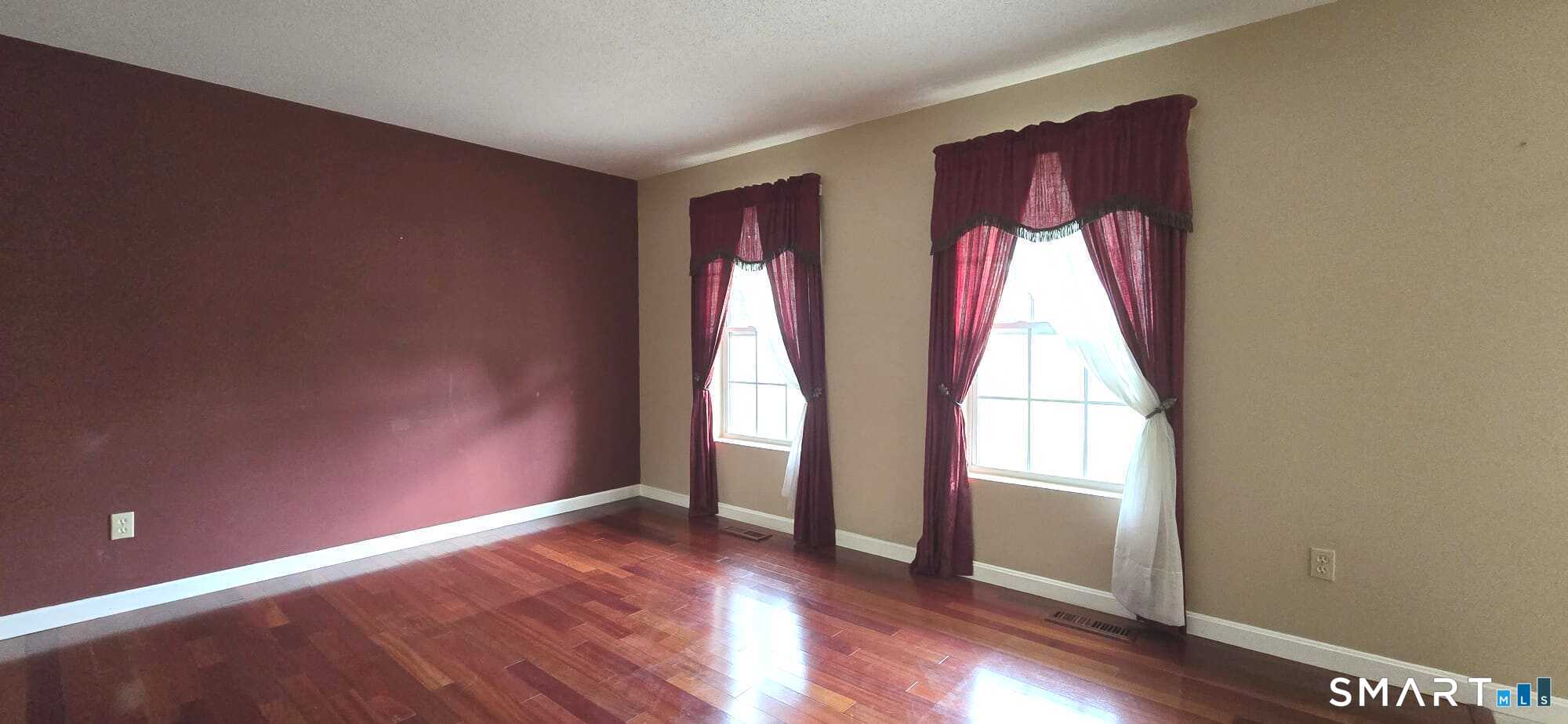 15 Sparrow Court Montville CT 06370