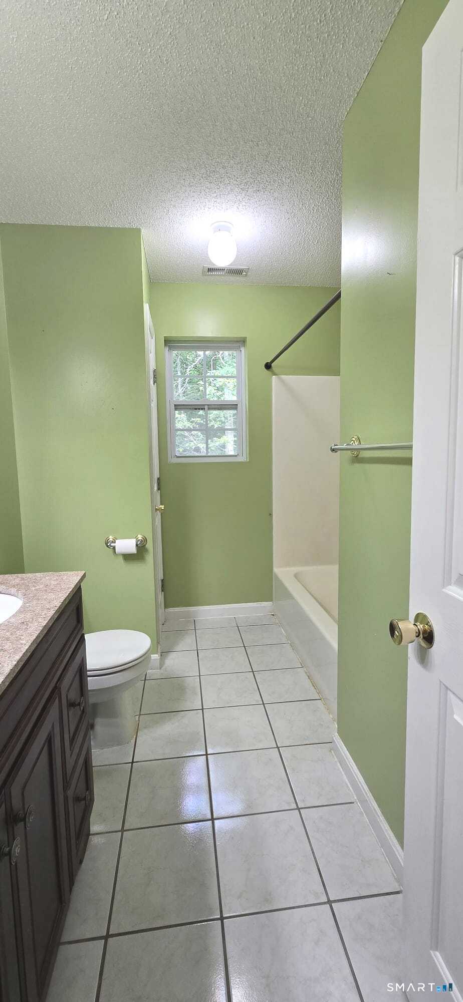 15 Sparrow Court Montville CT 06370