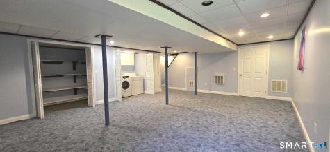 15 Sparrow Court Montville CT 06370