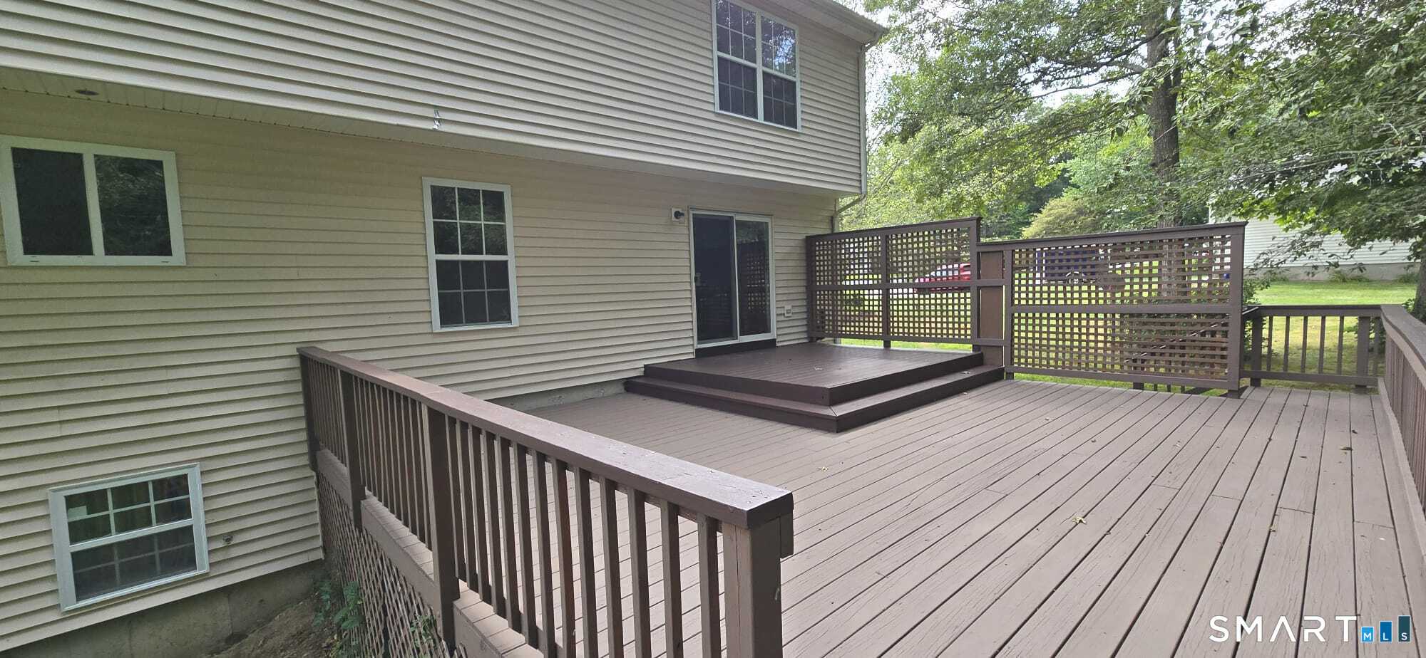 15 Sparrow Court Montville CT 06370