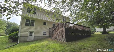 15 Sparrow Court Montville CT 06370