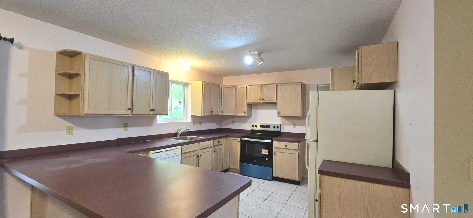 15 Sparrow Court Montville CT 06370