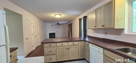 15 Sparrow Court Montville CT 06370