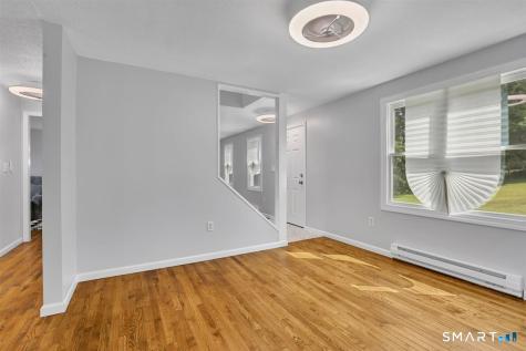 28 Mcnabola Lane Wallingford CT 06492