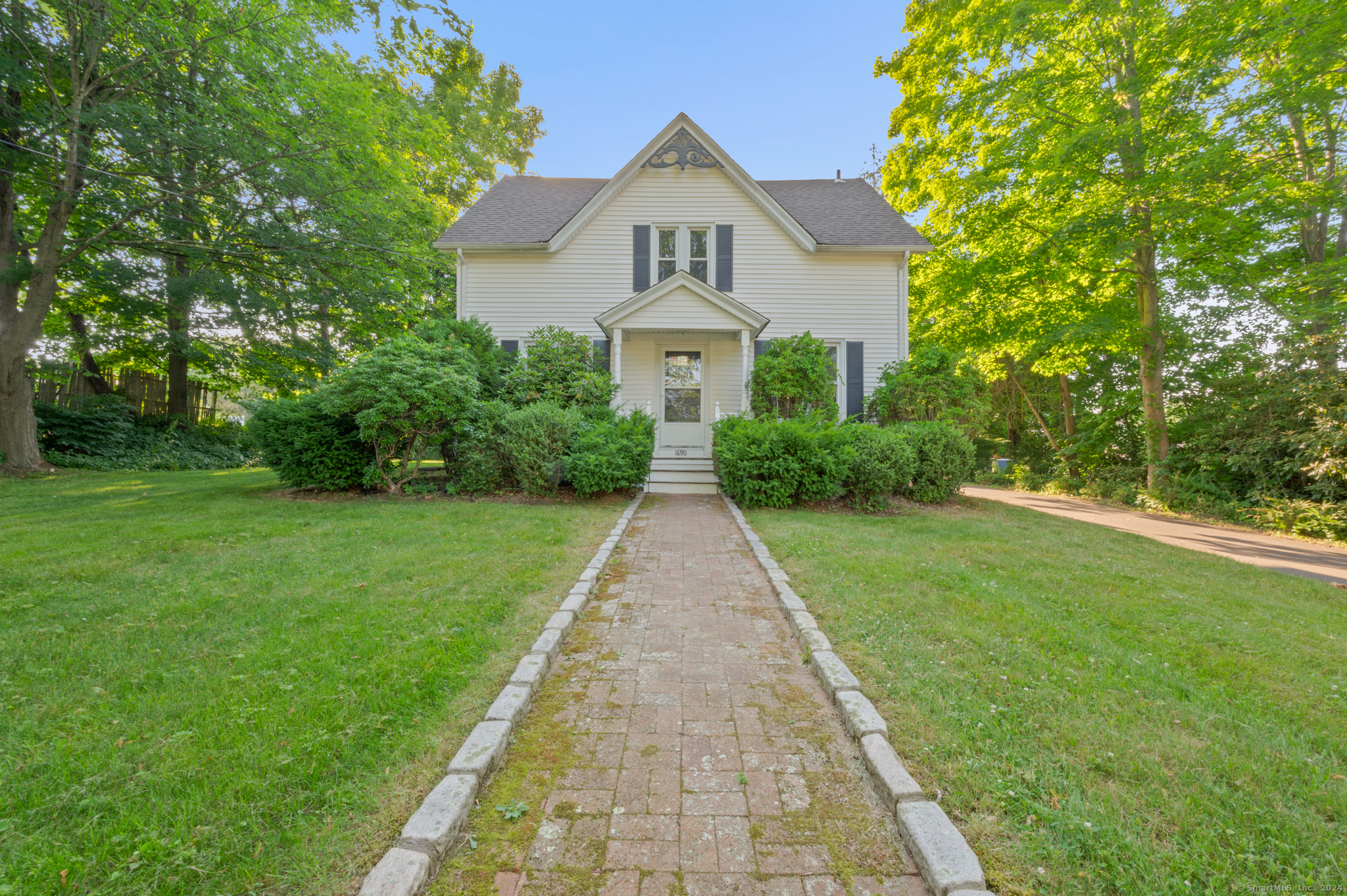 1690 Shepard Avenue Hamden CT 06518