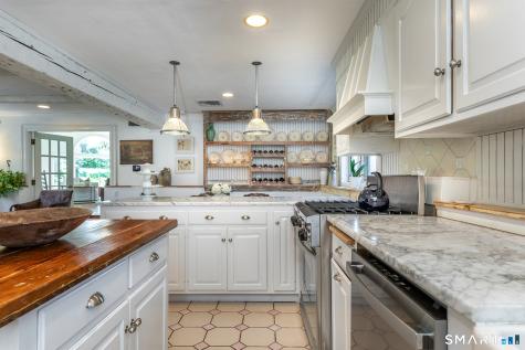 38 Strawberry Ridge Warren CT 06777