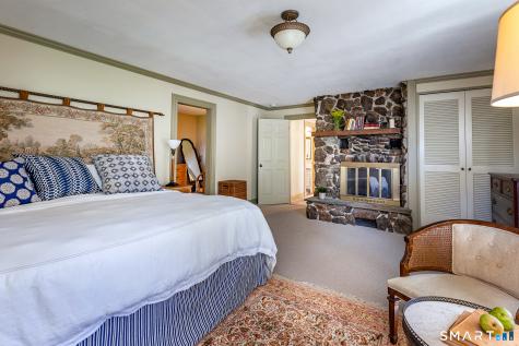 38 Strawberry Ridge Warren CT 06777