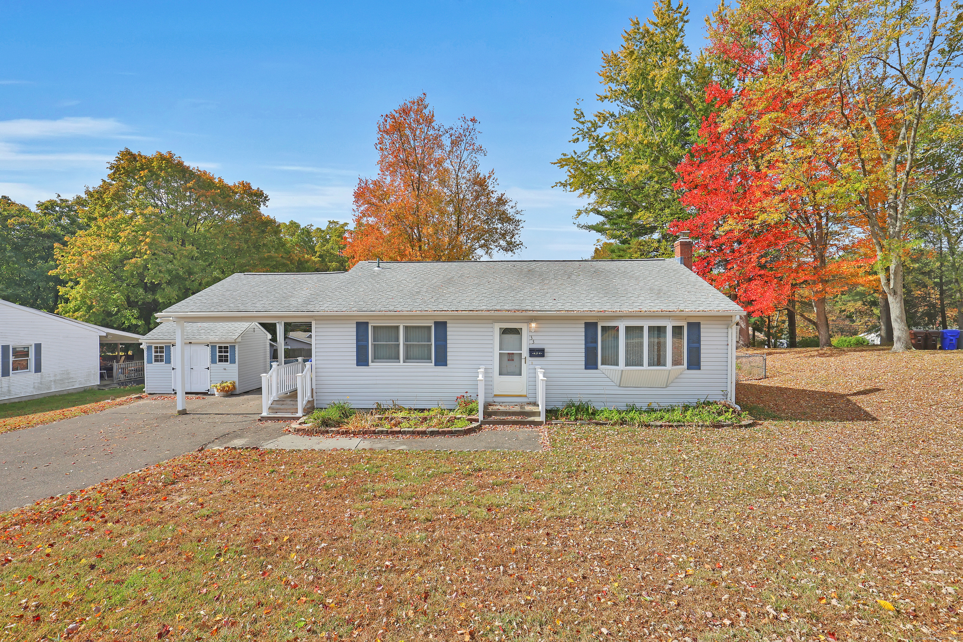 33 Brett Lane Enfield CT 06082