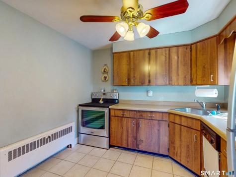 564 Willard Avenue Newington CT 06111