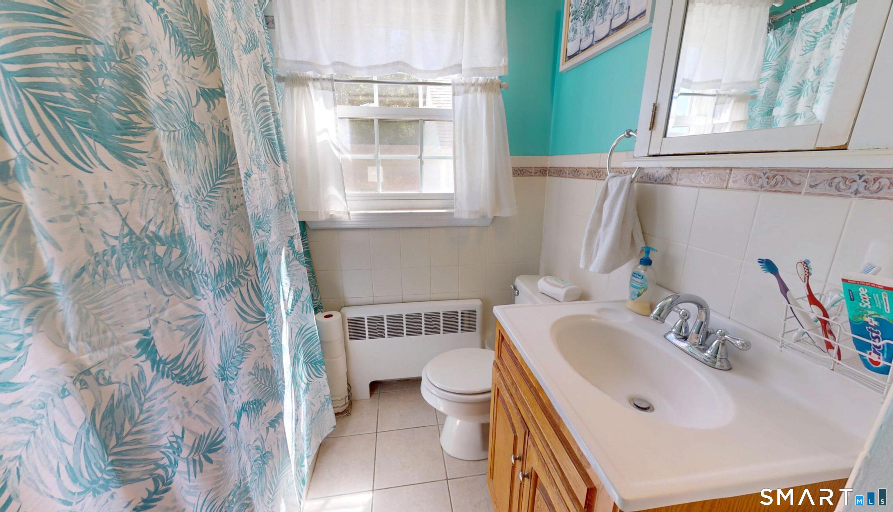 564 Willard Avenue Newington CT 06111