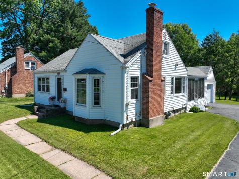 564 Willard Avenue Newington CT 06111