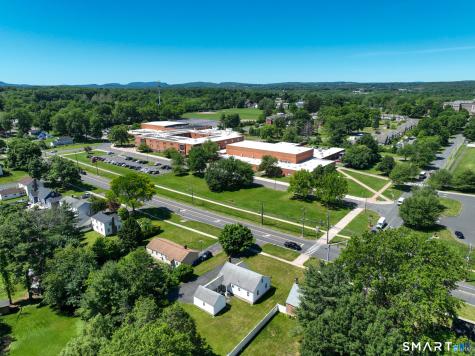 564 Willard Avenue Newington CT 06111