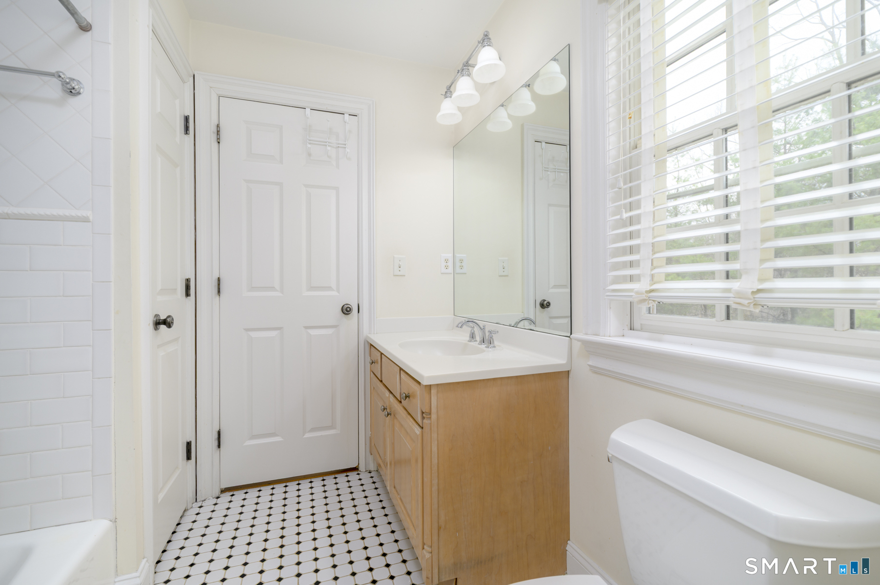 53 Wolfpit Road Wilton CT 06897