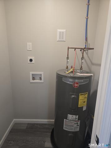 7 Carol Court Groton CT 06340
