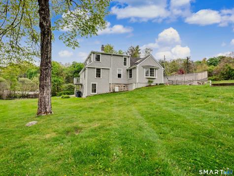 105 Ivy Hill Road Ridgefield CT 06877