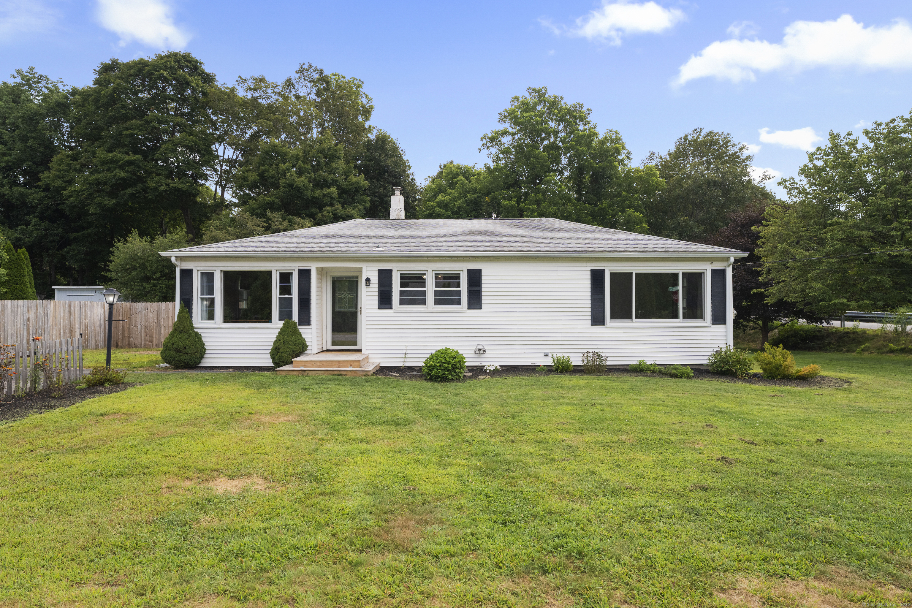 28 Gunnar Drive Brooklyn CT 06234