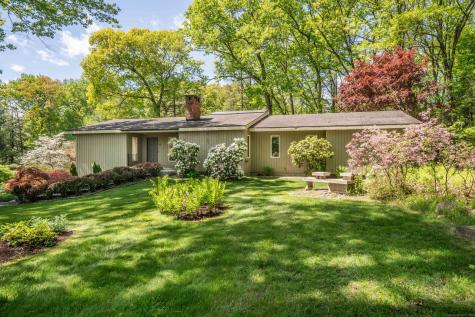 6 Cricket Lane Simsbury CT 06070