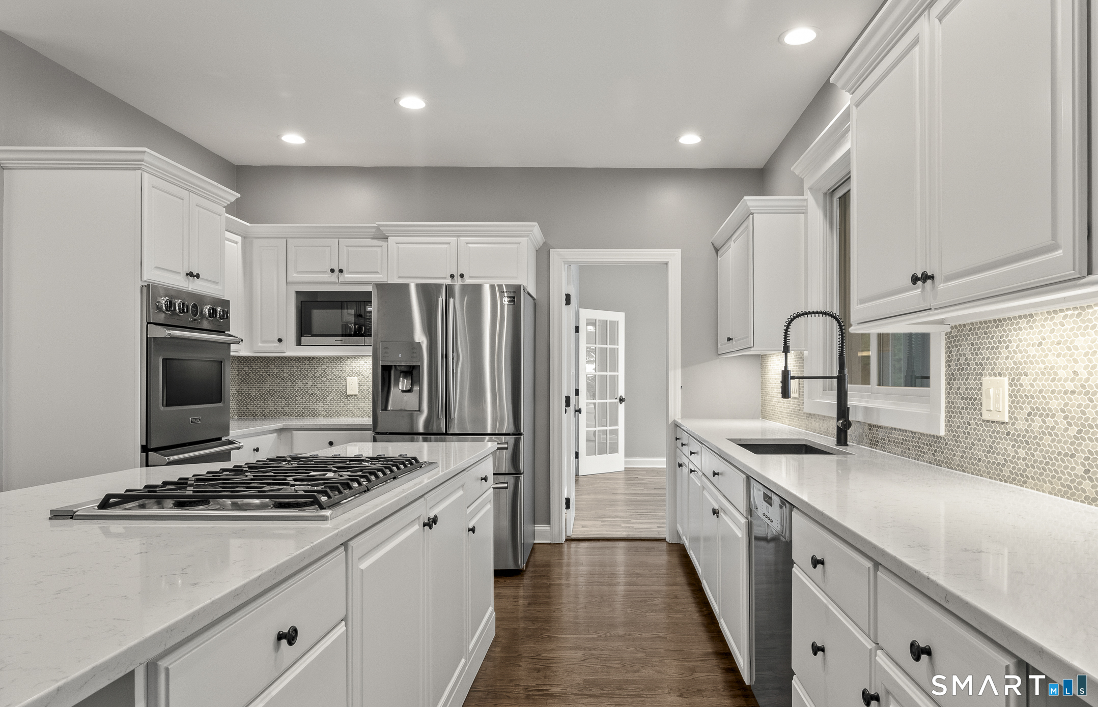 4 Sunrise Lane Bridgewater CT 06752