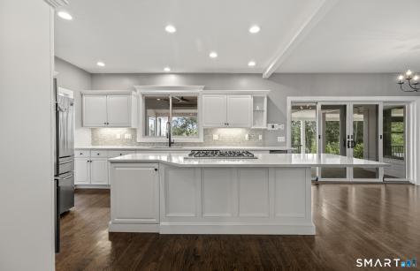 4 Sunrise Lane Bridgewater CT 06752