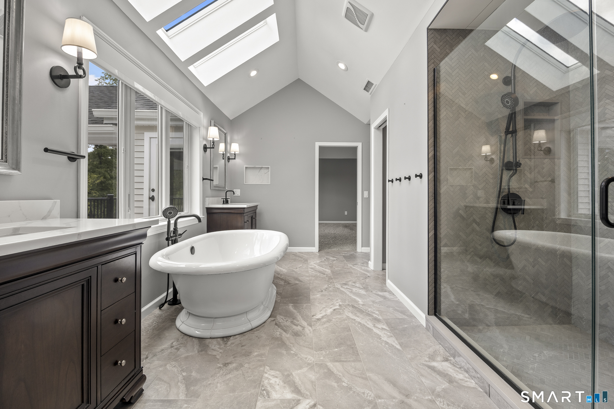 4 Sunrise Lane Bridgewater CT 06752