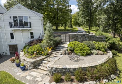 4 Sunrise Lane Bridgewater CT 06752