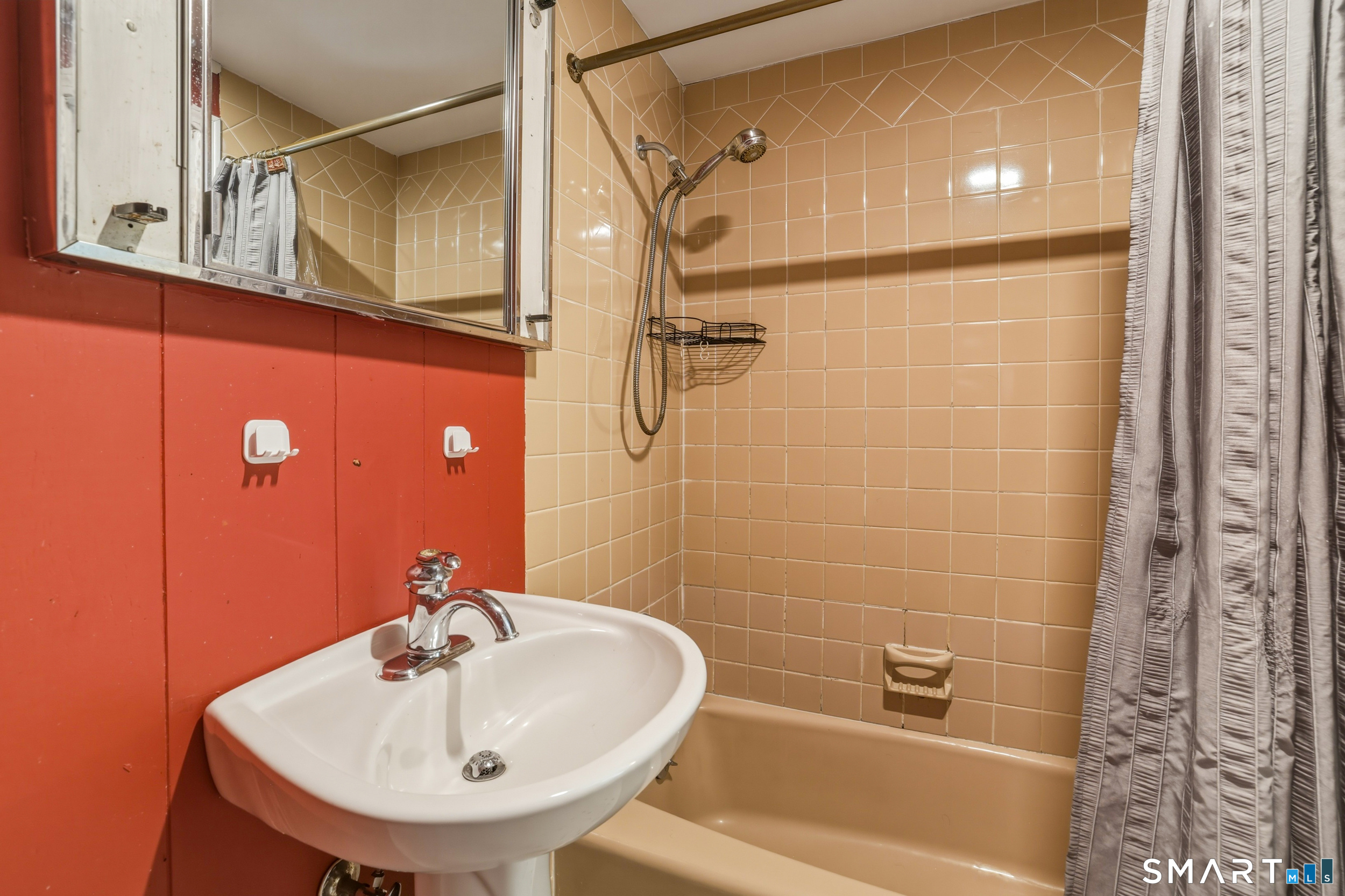 20 Bishop Road West Hartford CT 06119