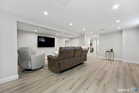 9 Arnold Lane Norwalk CT 06853