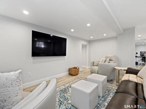 9 Arnold Lane Norwalk CT 06853