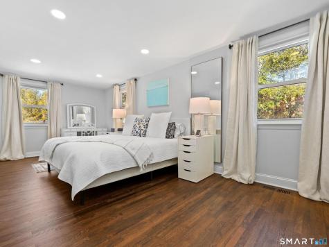 9 Arnold Lane Norwalk CT 06853