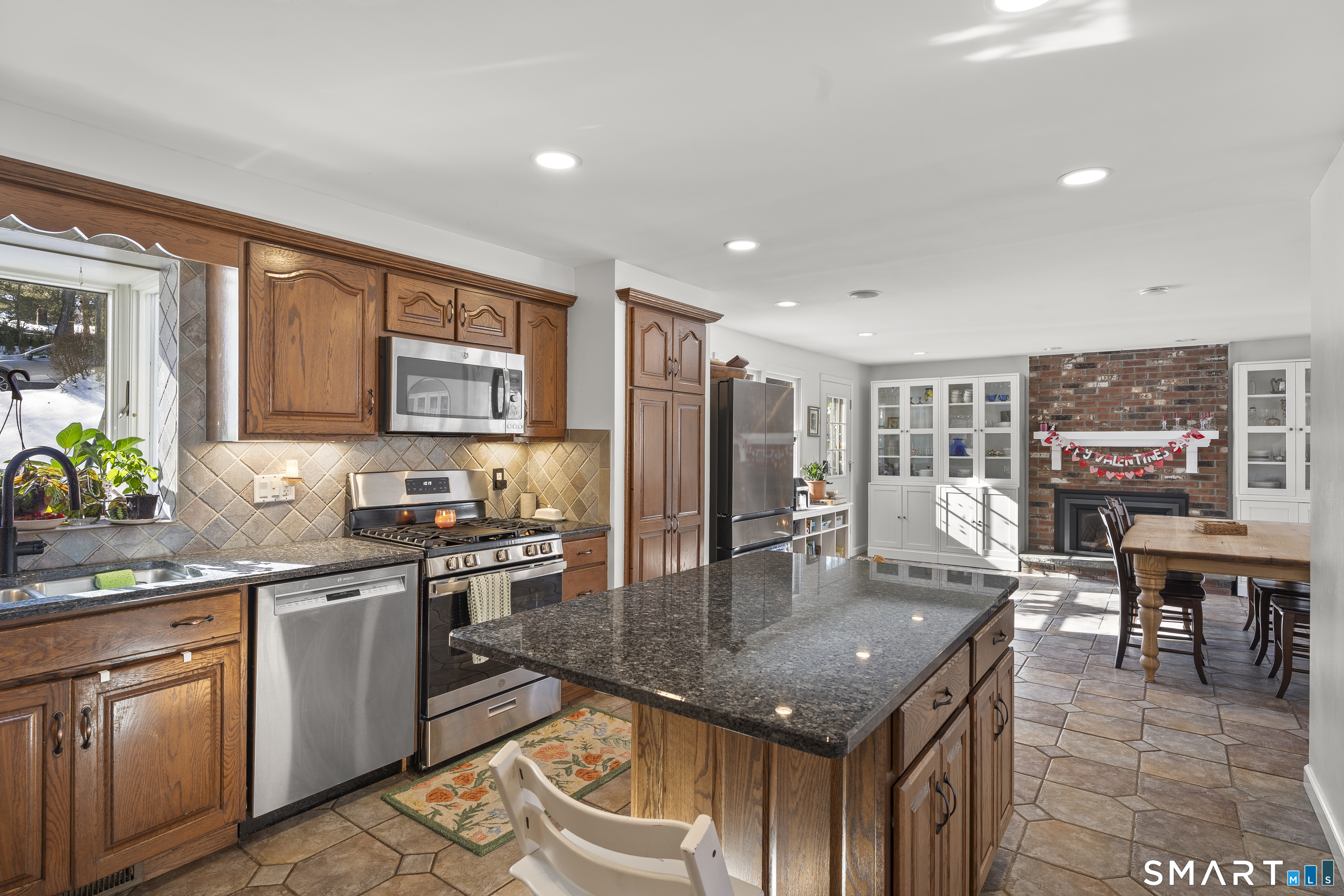 7 Greenwood Circle East Lyme CT 06333