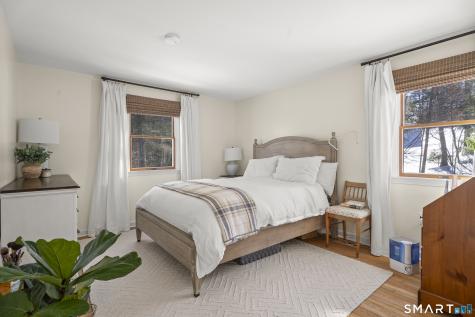 7 Greenwood Circle East Lyme CT 06333