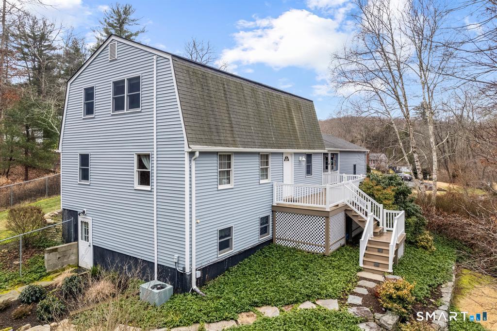 7 Greenwood Circle East Lyme CT 06333