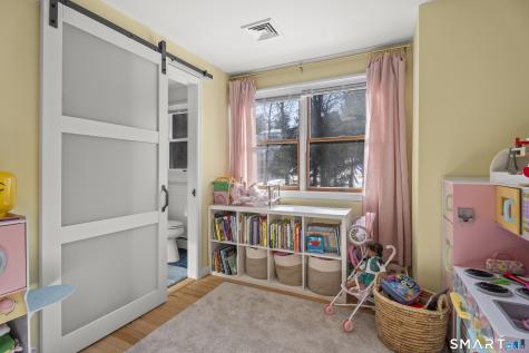 7 Greenwood Circle East Lyme CT 06333