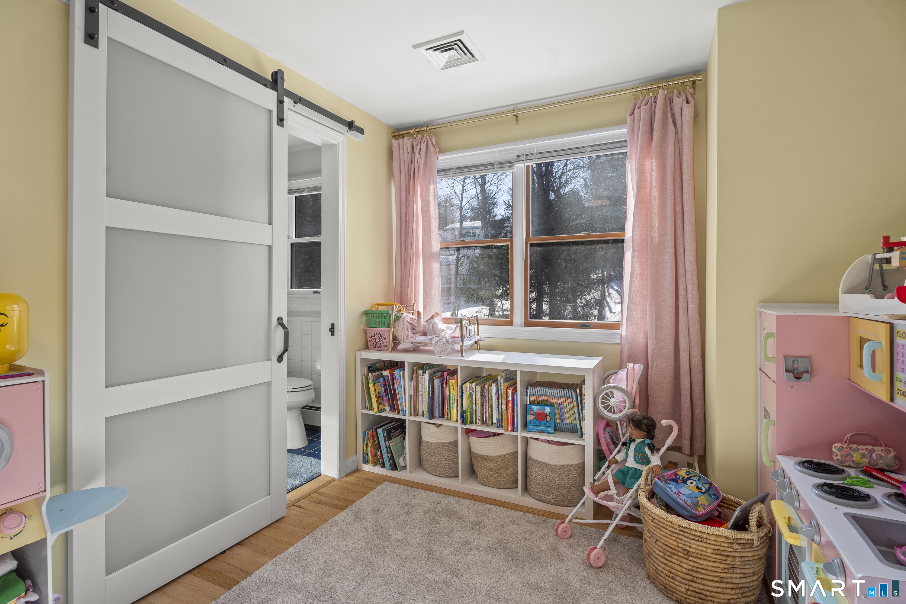 7 Greenwood Circle East Lyme CT 06333