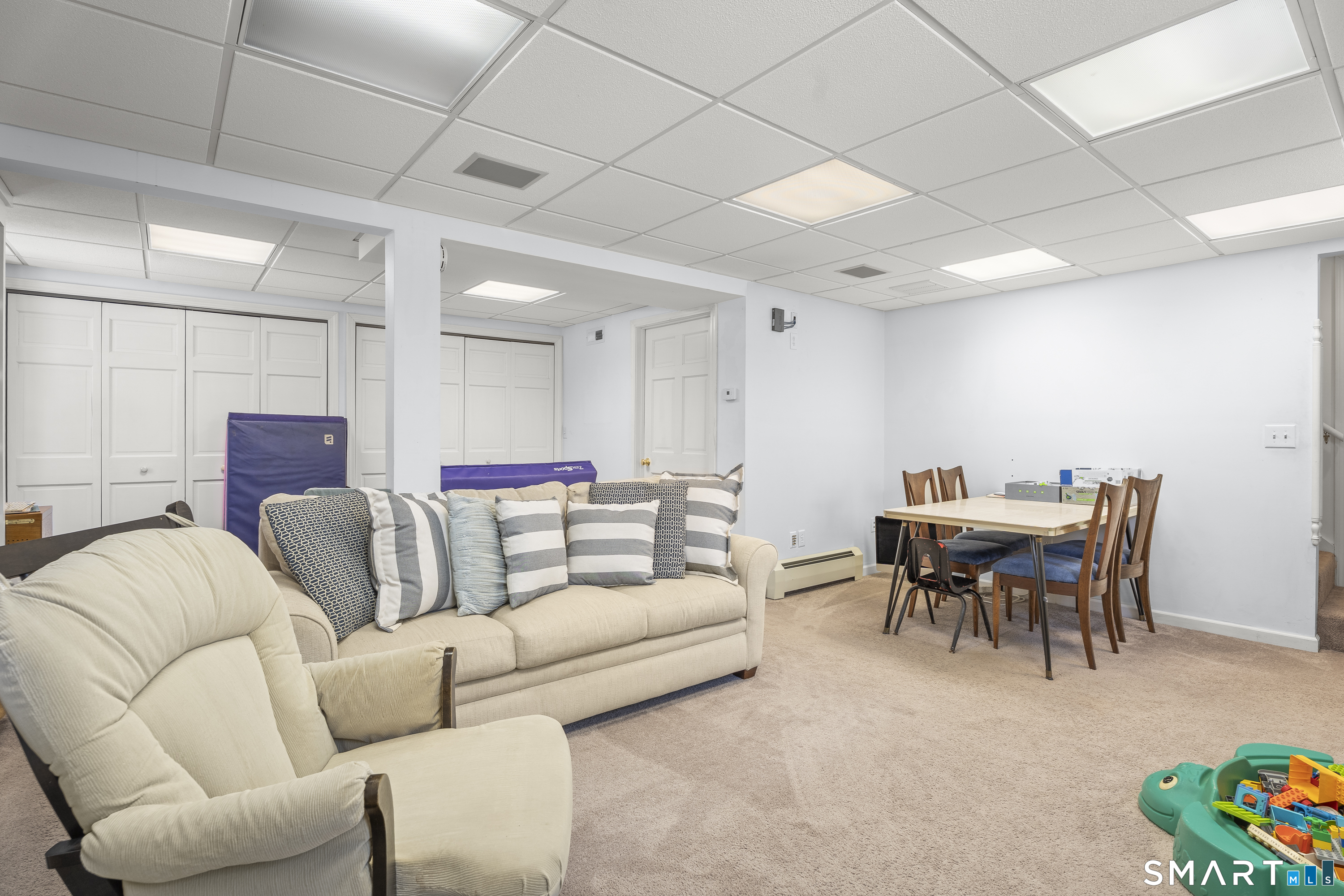 7 Greenwood Circle East Lyme CT 06333