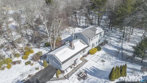 7 Greenwood Circle East Lyme CT 06333