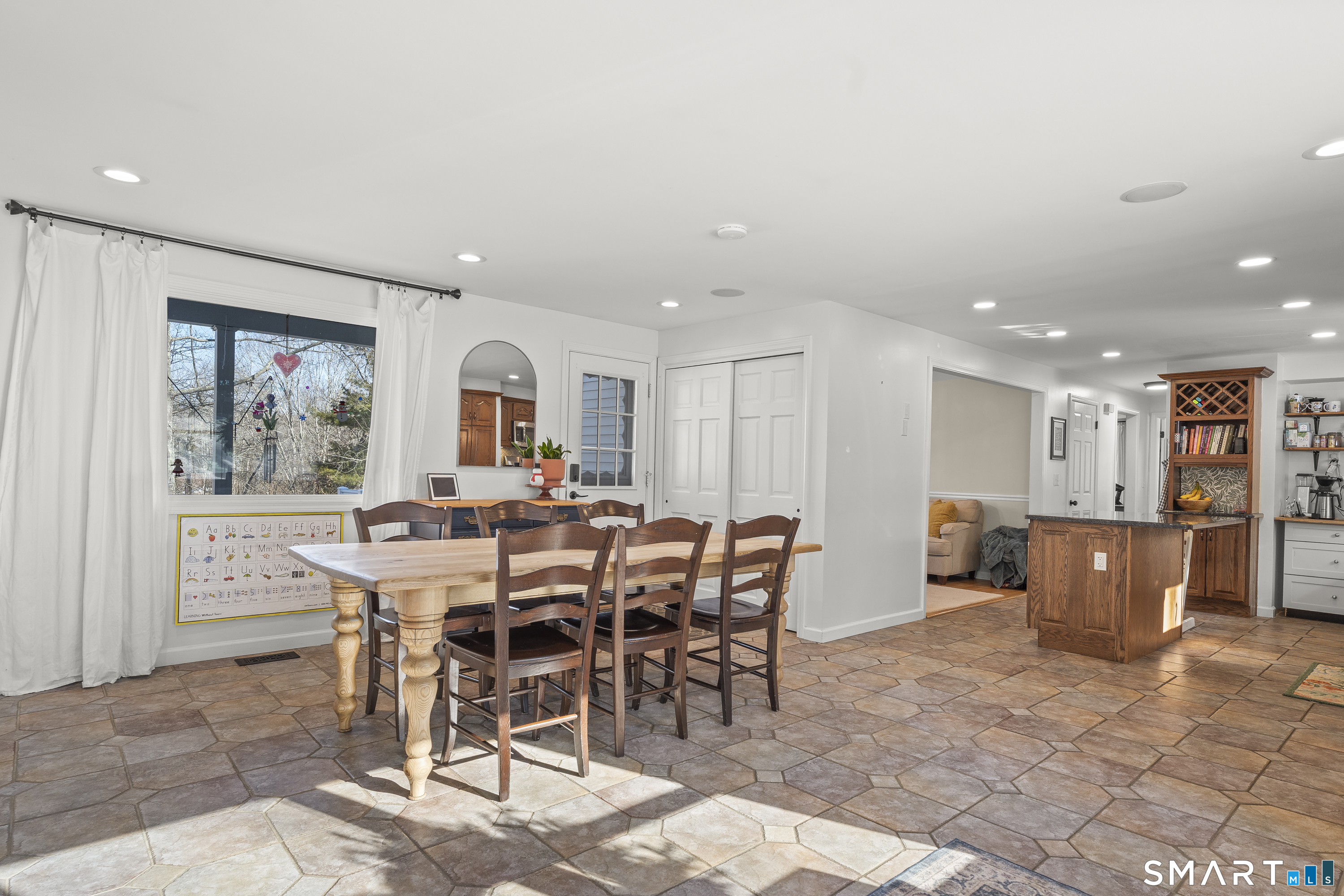 7 Greenwood Circle East Lyme CT 06333