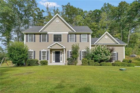 2 Long Meadow Lane Bethel CT 06801