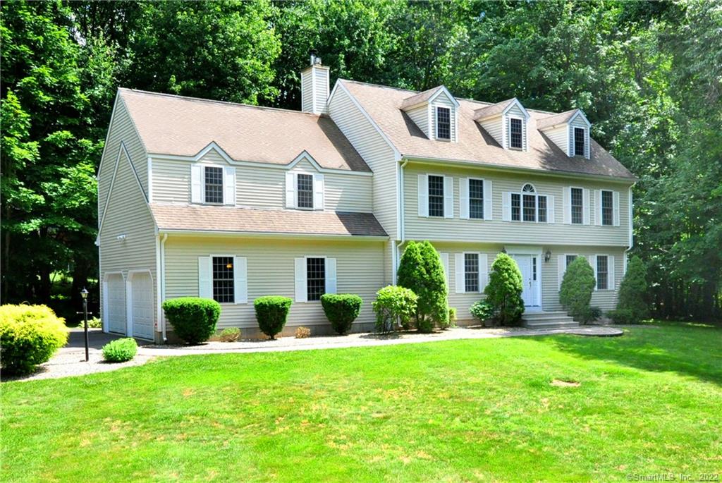 874 Neipsic Road Glastonbury CT 06033