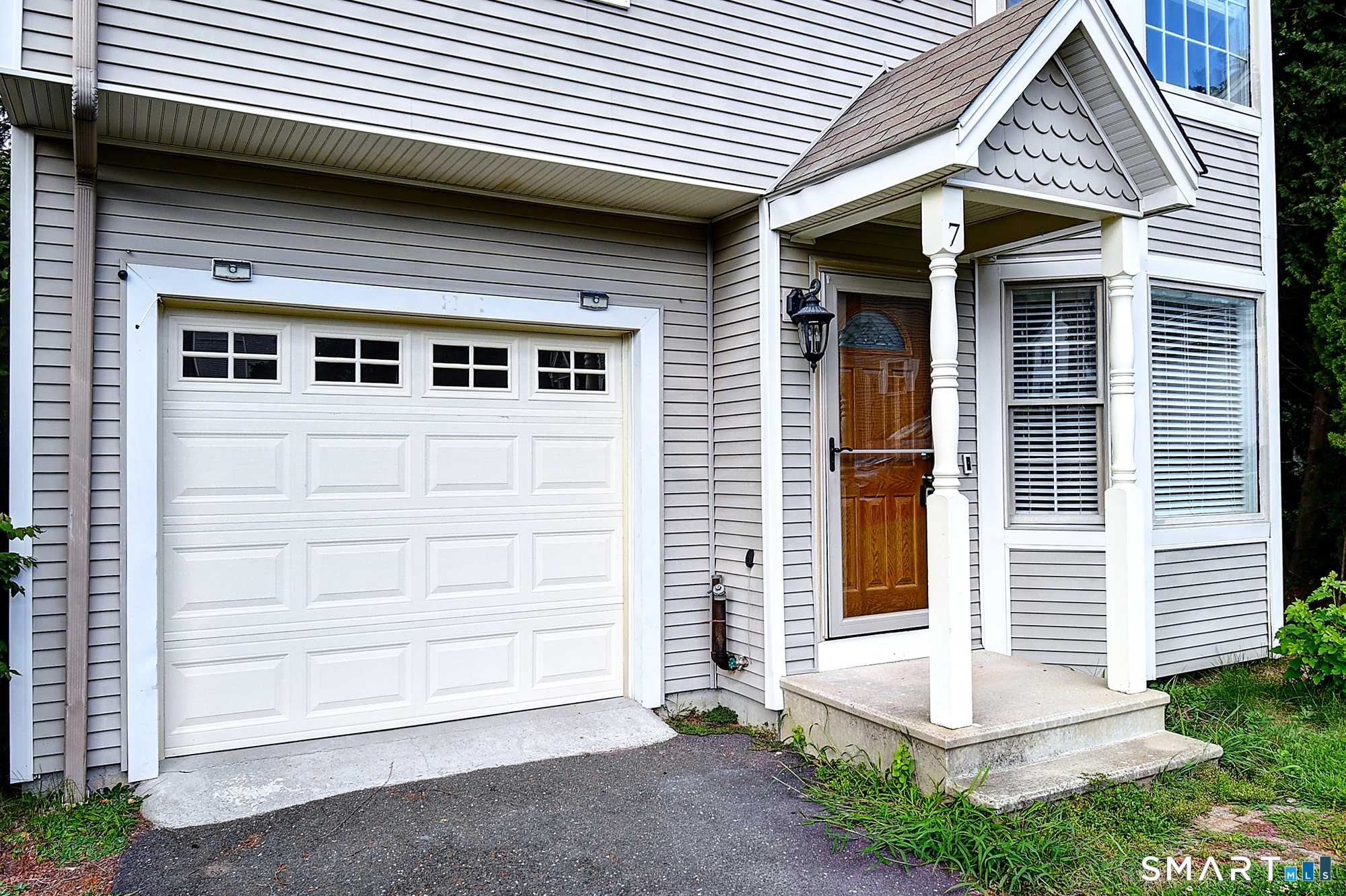 7 Bittersweet Lane South Windsor CT 06074