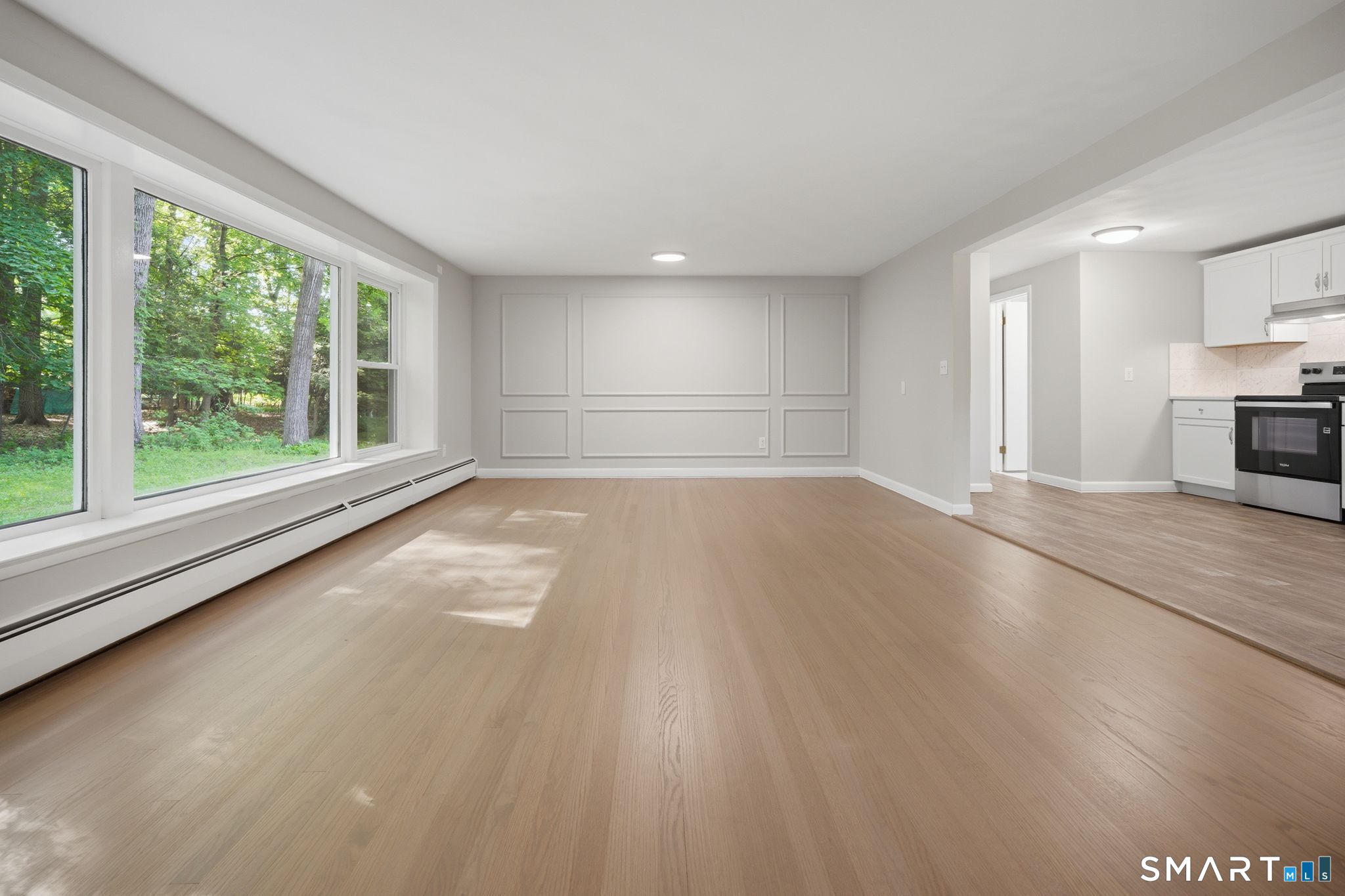 32 Hemlock Lane East Hartford CT 06118