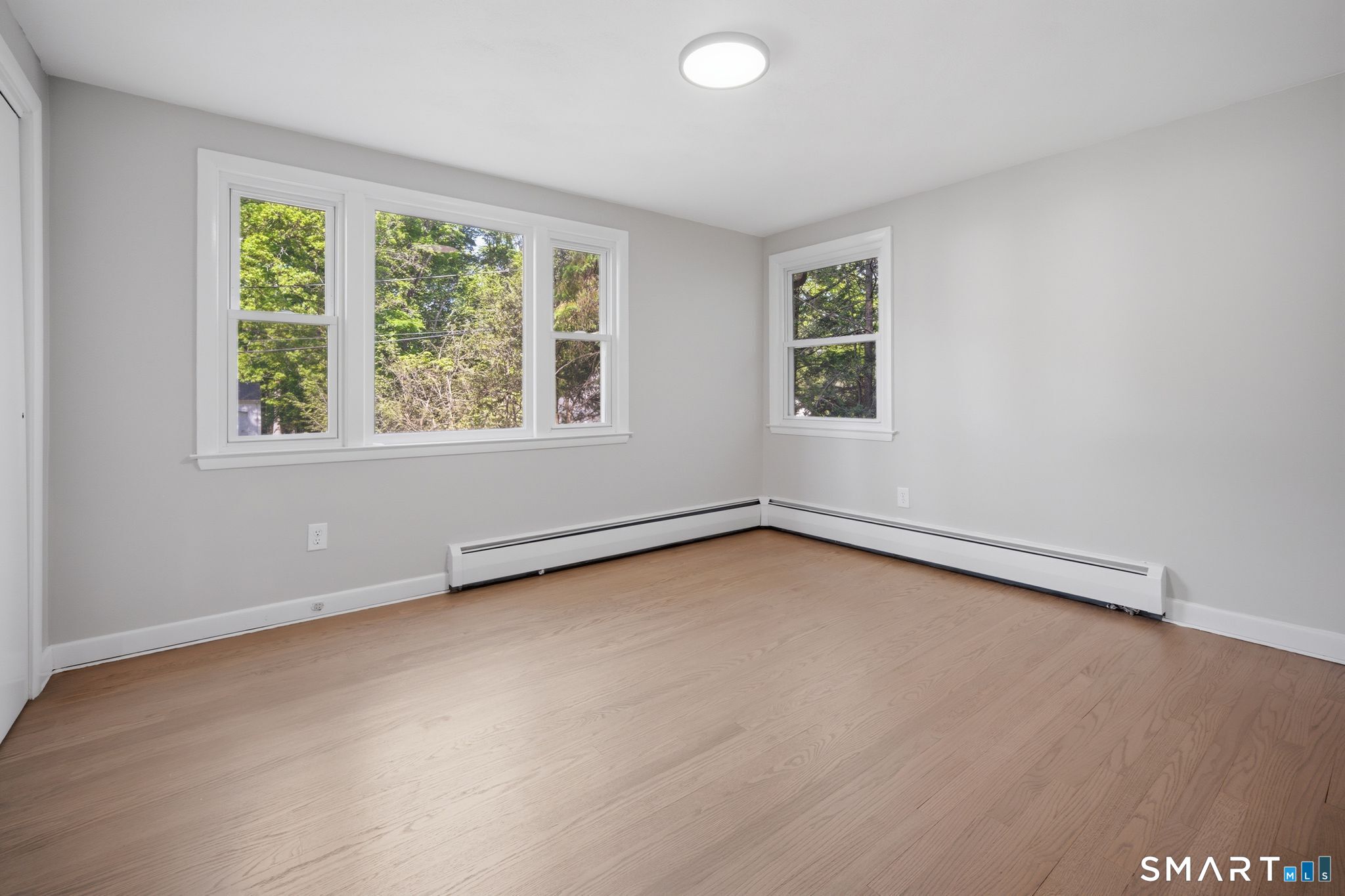 32 Hemlock Lane East Hartford CT 06118