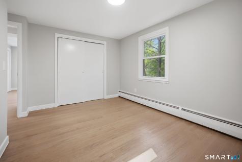 32 Hemlock Lane East Hartford CT 06118