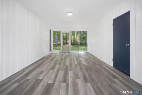 32 Hemlock Lane East Hartford CT 06118