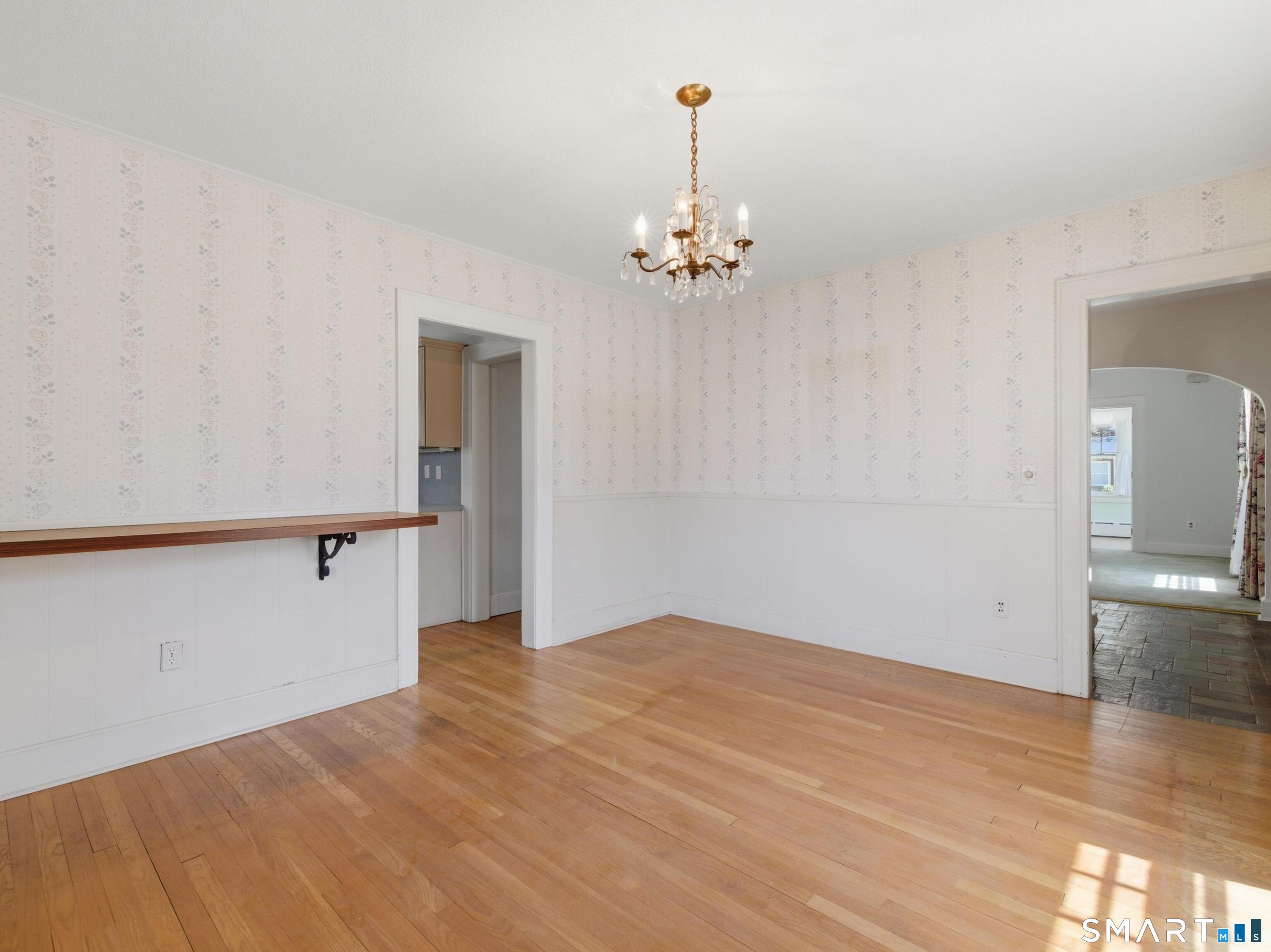 763 Ocean Avenue New London CT 06320