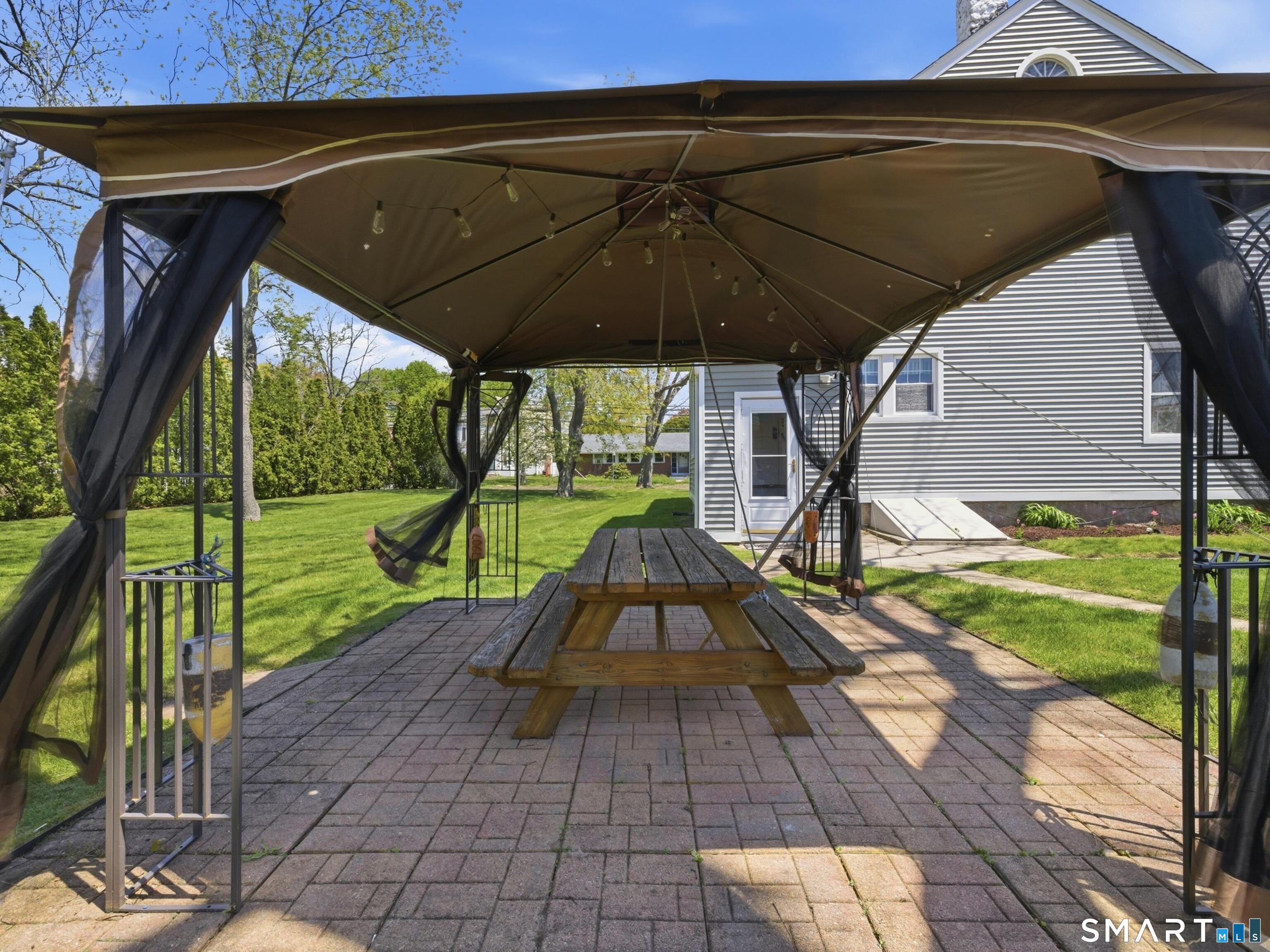 763 Ocean Avenue New London CT 06320