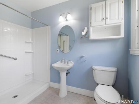 763 Ocean Avenue New London CT 06320