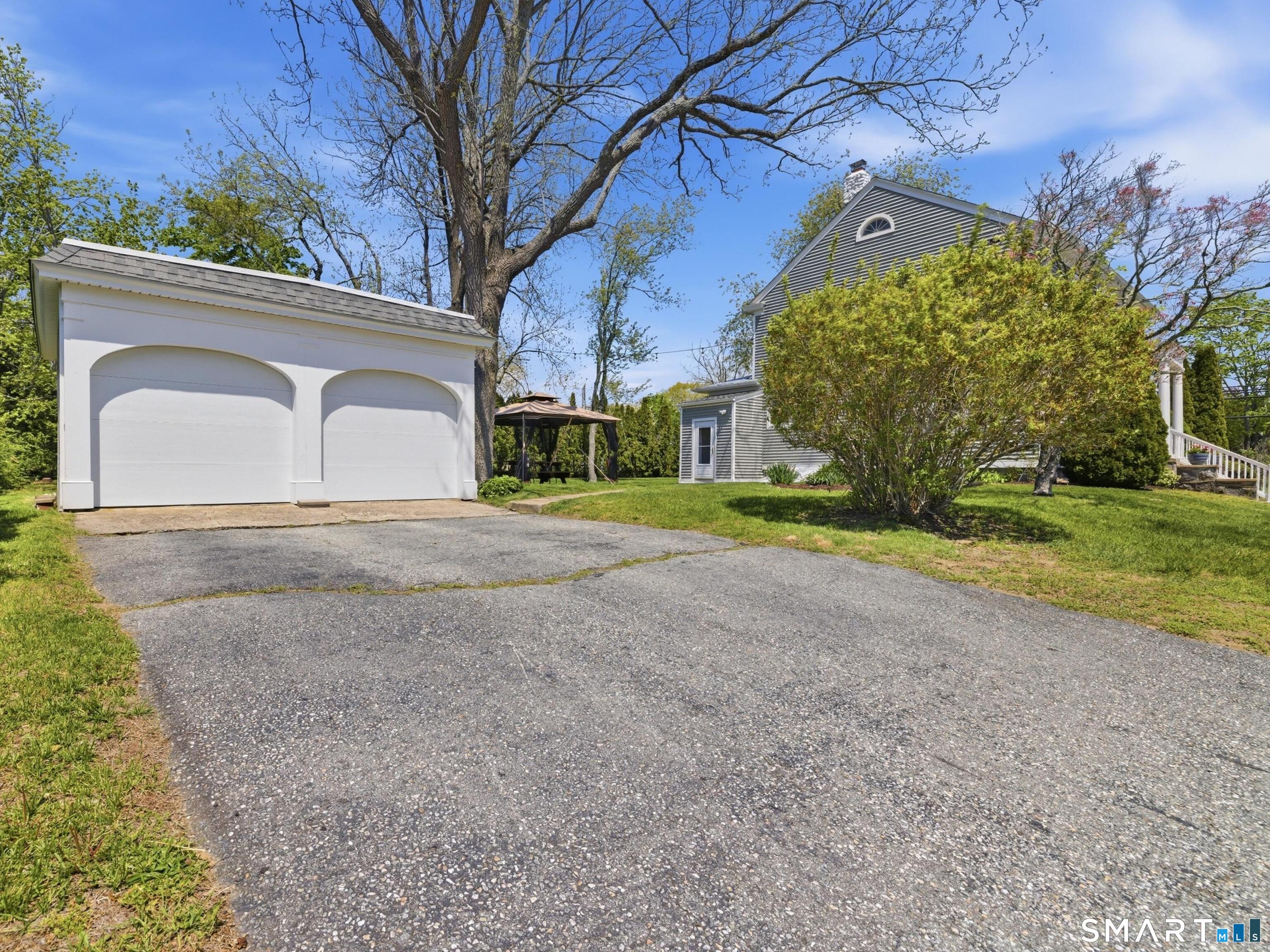 763 Ocean Avenue New London CT 06320