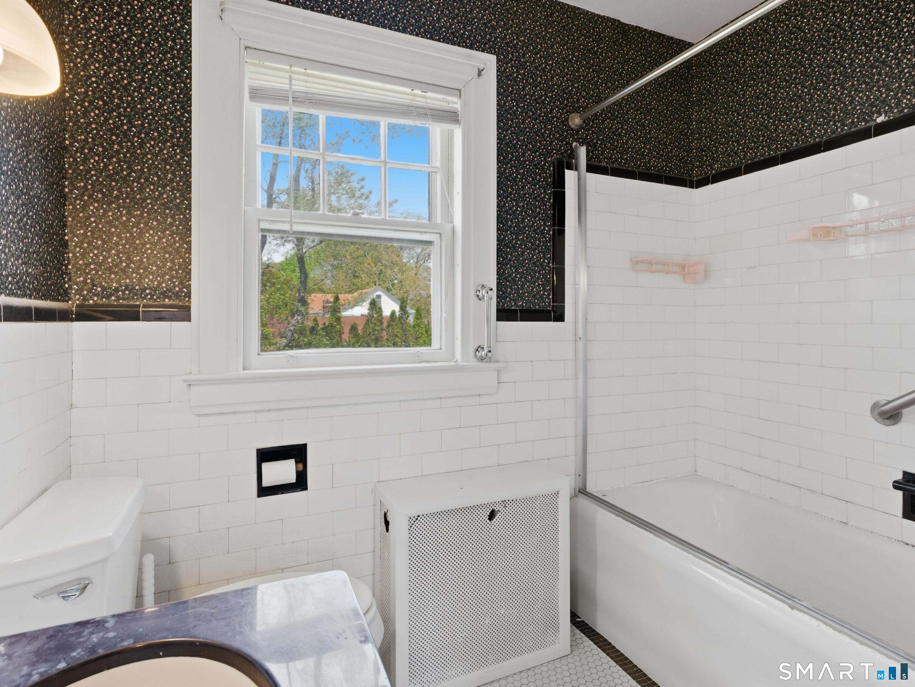 763 Ocean Avenue New London CT 06320