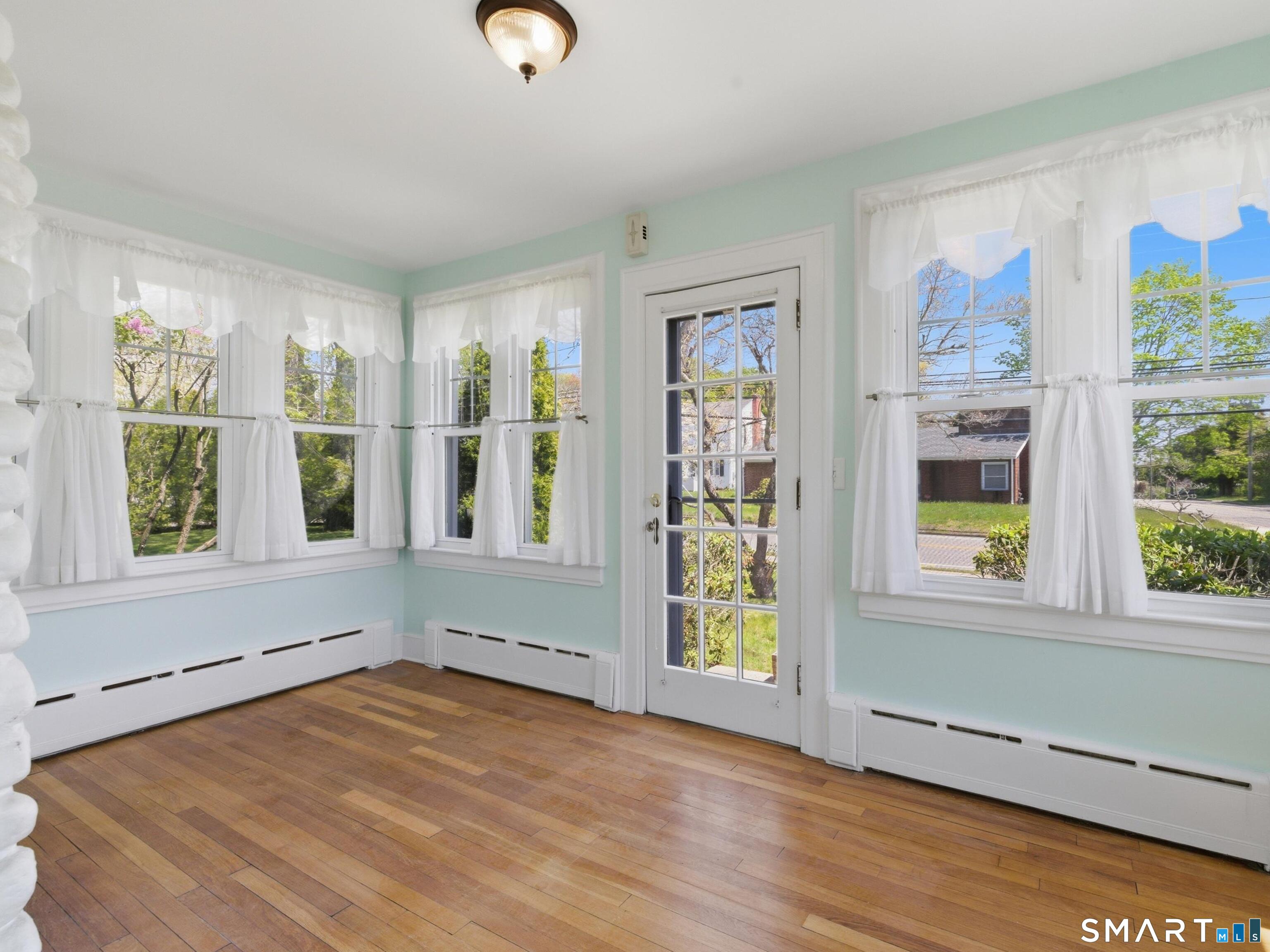 763 Ocean Avenue New London CT 06320